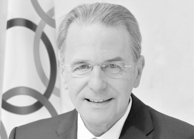 pg模拟器官网-哀悼！前国际奥委会主席罗格去世 享年79岁